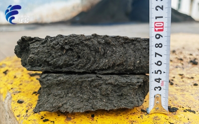 造紙污泥深度脫水:提高進(jìn)泥量,實(shí)現(xiàn)泥餅自行脫落-青島仕駿